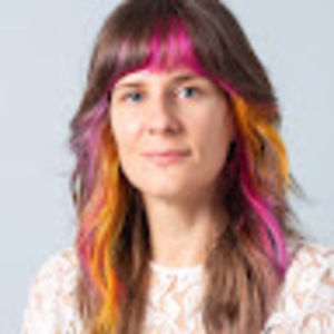 Meet your Posher, Leslie